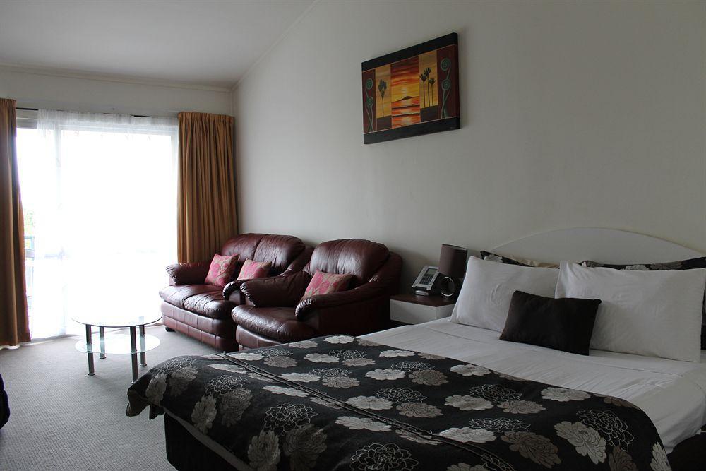 Auckland Airport Pacific Inn Екстер'єр фото